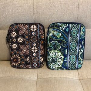 Vera Bradley 2-iPad/tablet/e-reader quilt sleeves, blue & brown w/card slot NEW